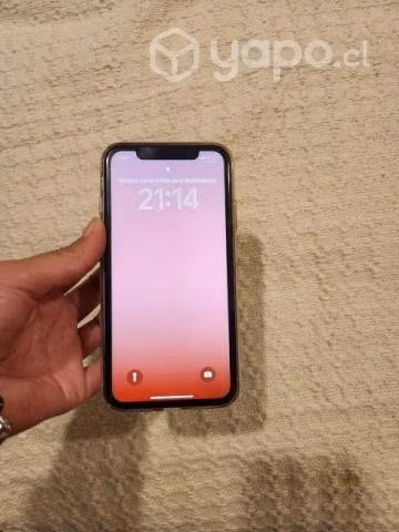 IPhone XR pocos meses de uso