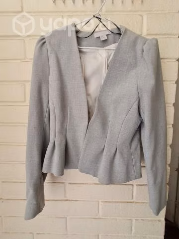 Ropa usada de mujer, Cat nuevas
