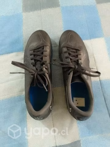 Botas fútbol nike tiempo