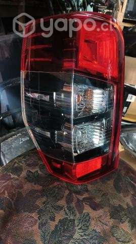 Foco izquierdo l200 led 2019-2022 original - Imagen 7