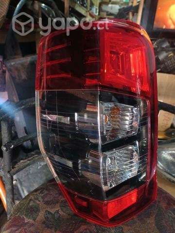 Foco izquierdo l200 led 2019-2022 original - Imagen 8