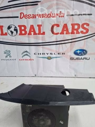 Moldura superior de cubrechapa der DFSK GLORY 580