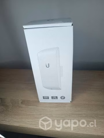 Access Point Antena UBIQUITI NanoStation LOCO M5