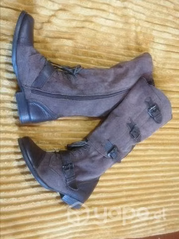 Botas