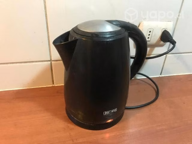 Refrigerador, hervidor, horno eléctrico, licuadora - Imagen 2