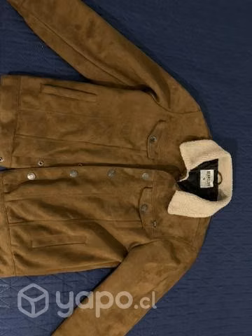Chaqueta Bearcliff terciopelo y cuello de oveja