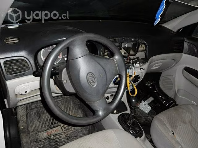 Línea de escape Hyundai Accent 2010