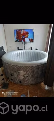 Jacuzzi 2 - 4 personas