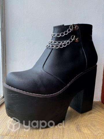 Botines negros