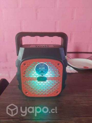 Parlante bluetooth en buen estado - Imagen 2