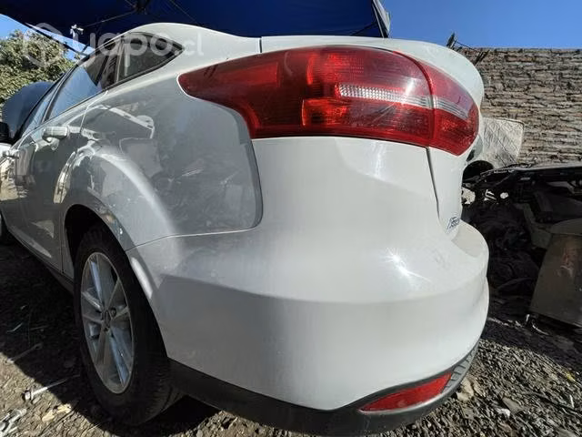 Línea de escape Ford Focus