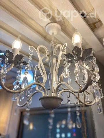 Lámpara clásica colgante.💡