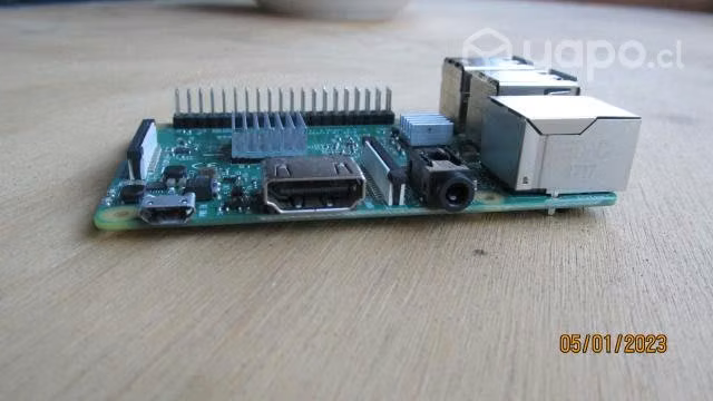 Raspberry Pi 3 Model b+ - Imagen 2
