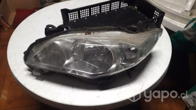 Optico delantero original toyota corolla 2014