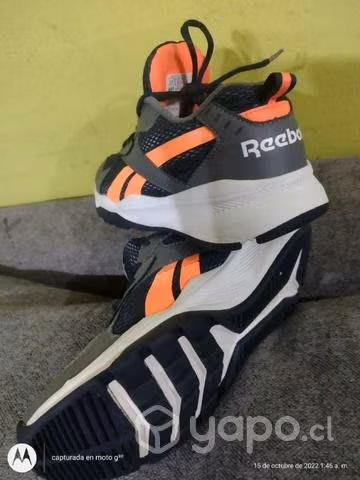 Zapatillas 37 Rebook de niño excelente estado