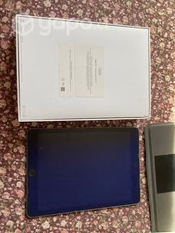 Ipad sexta generación, lápiz y teclado todo origin - Imagen 2