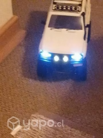 Toyota escala 1:10 coleccionable - Imagen 3