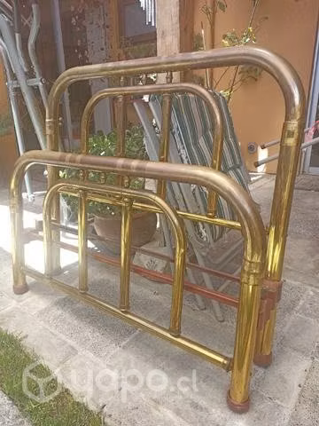 Cama de bronce