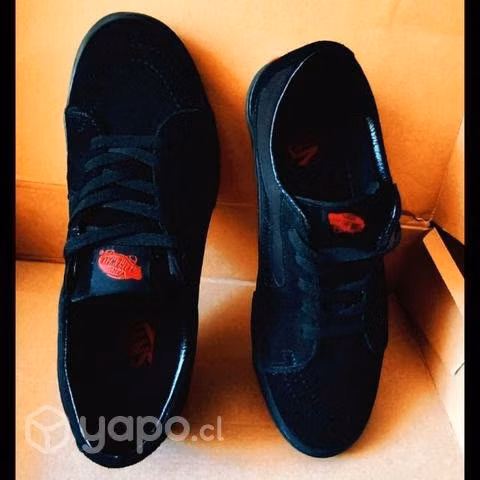 Zapatillas Vans Negras Ua Sk8-Low black - Imagen 3