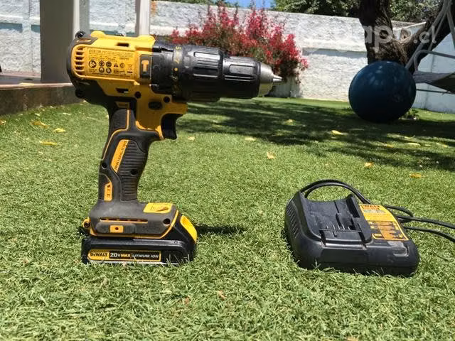 Taladro DeWalt 20V PERCUTOR Brushless