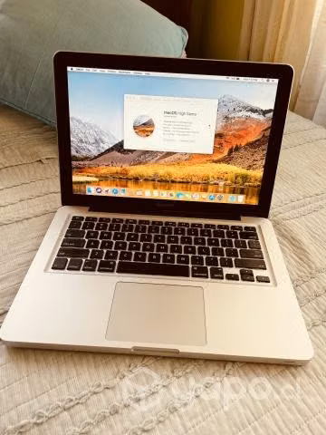 Macbook Pro Mid 2012 6GB Ram 500HDD