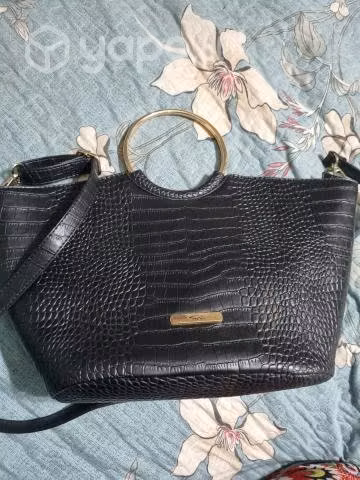 Cartera Sei nueva
