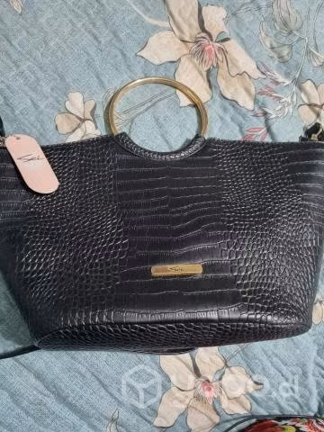 Cartera Sei nueva