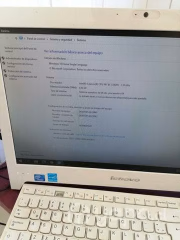 Computador All in one Lenovo - Imagen 4