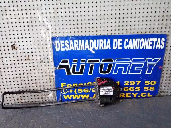 Trinquete puerta trasera izquierda Peugeot Partner