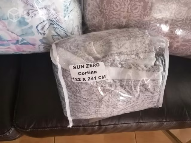 cobertores y cortinas