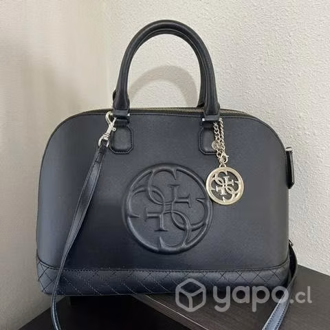 Cartera Marca Guess original usada