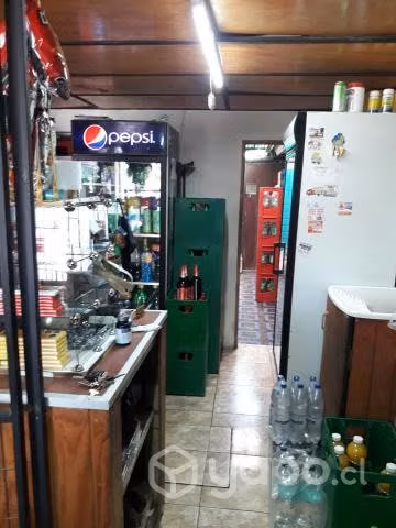 Casa con local (Botilleria) - Imagen 2
