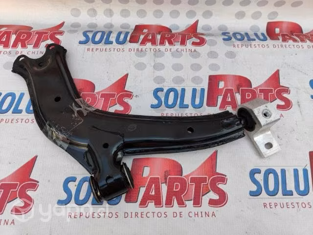 Foton Midi 1.6 bandeja derecha sin rotula