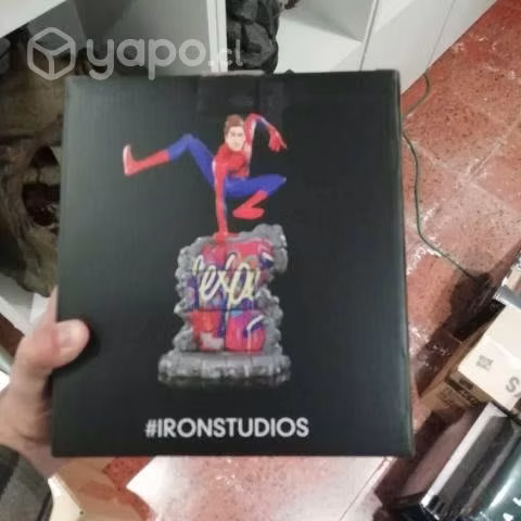 Iron studios art scale 1/10 peter b. parker