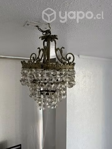 Lámpara de techo antigua de cristal
