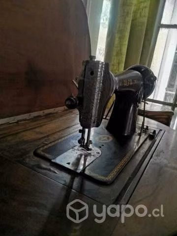 Mueble con maquina de coser ALFA - Imagen 4