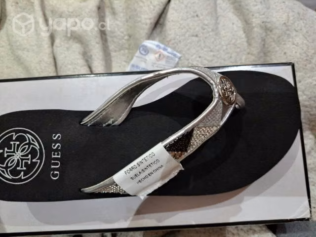 Sandalias guess nuevas