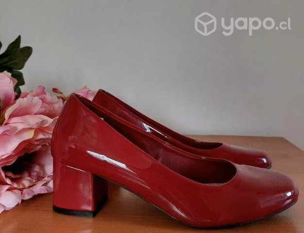 Zapatos de taco rojo 37