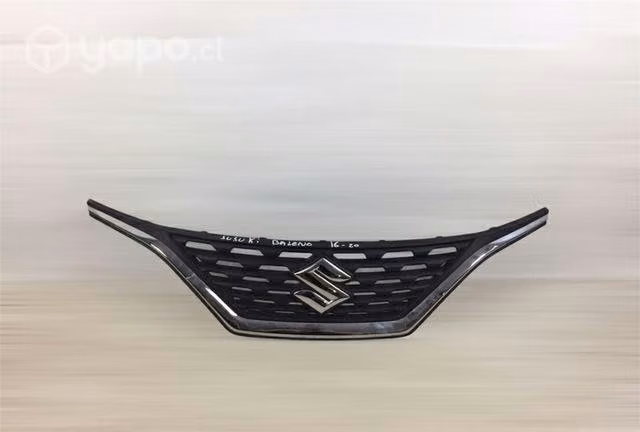 Máscara Suzuki Baleno 2015 2020