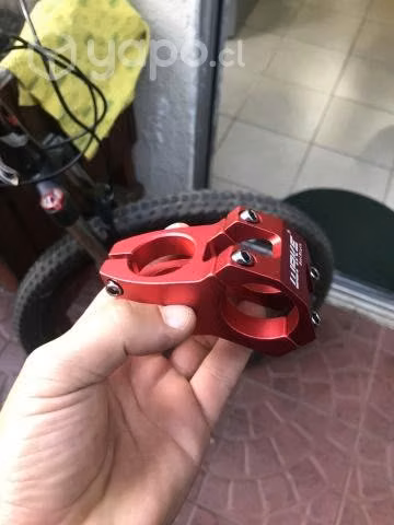 Tee potencia manillar, Rojo y Azul Wake para MTB