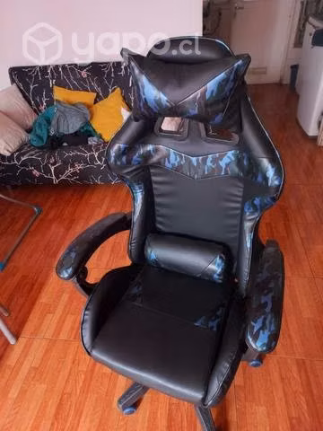 Silla gamer, reclinable. Nueva