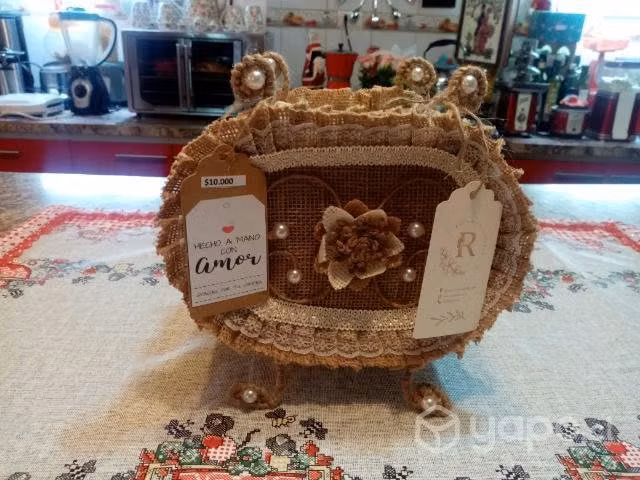 Manualidades en arpillera, un estilo elegante. - Imagen 5