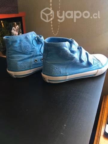 Zapatillas nuevas colloky talla 29