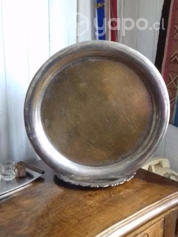 Antigua bandeja plaque