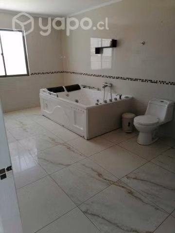 Arriendo casa grande empresas e instituciones