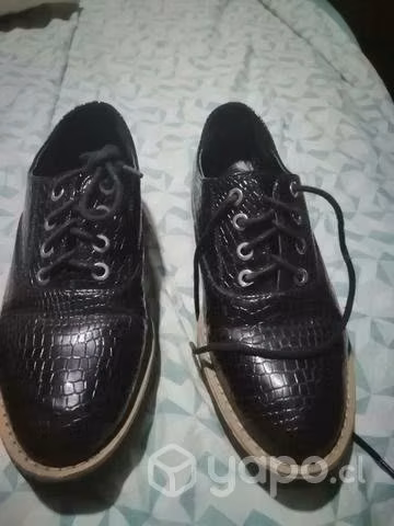 Chalas HM y zapatillas Urb - Imagen 4