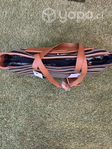 Cartera Tommy Hilfiger Colección Miami - Imagen 3