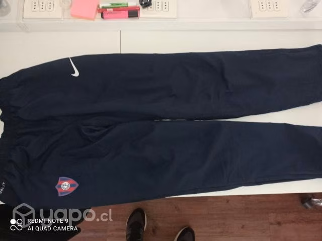 Buzo de cerro porteño marca nike talla m