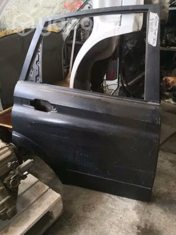 Puerta trasera derecha Ssangyong 06