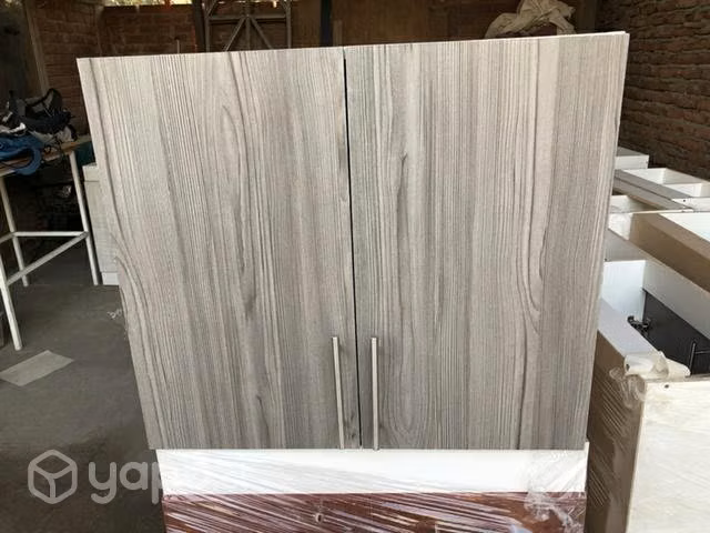 Mueble mural colgante 2 puertas Color plomo